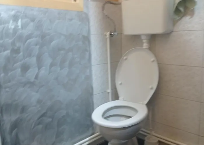 Brvnara Omladinac Dom wakacyjny